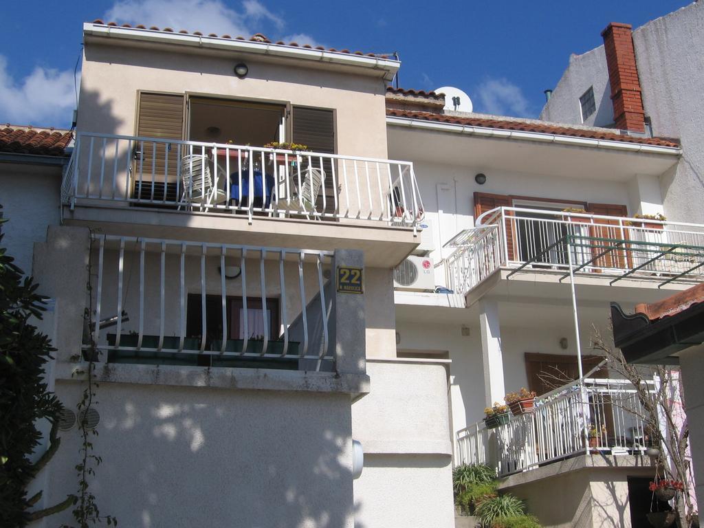 Apartments Marjanovic Bol Esterno foto