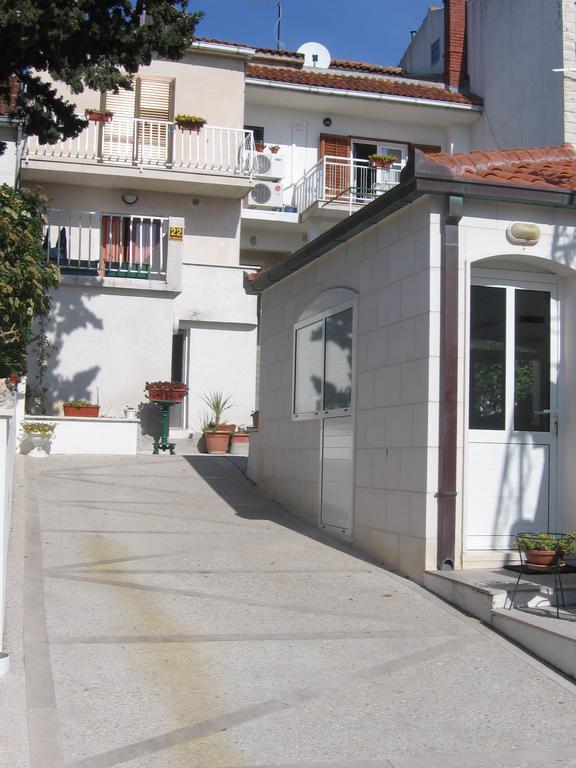 Apartments Marjanovic Bol Esterno foto